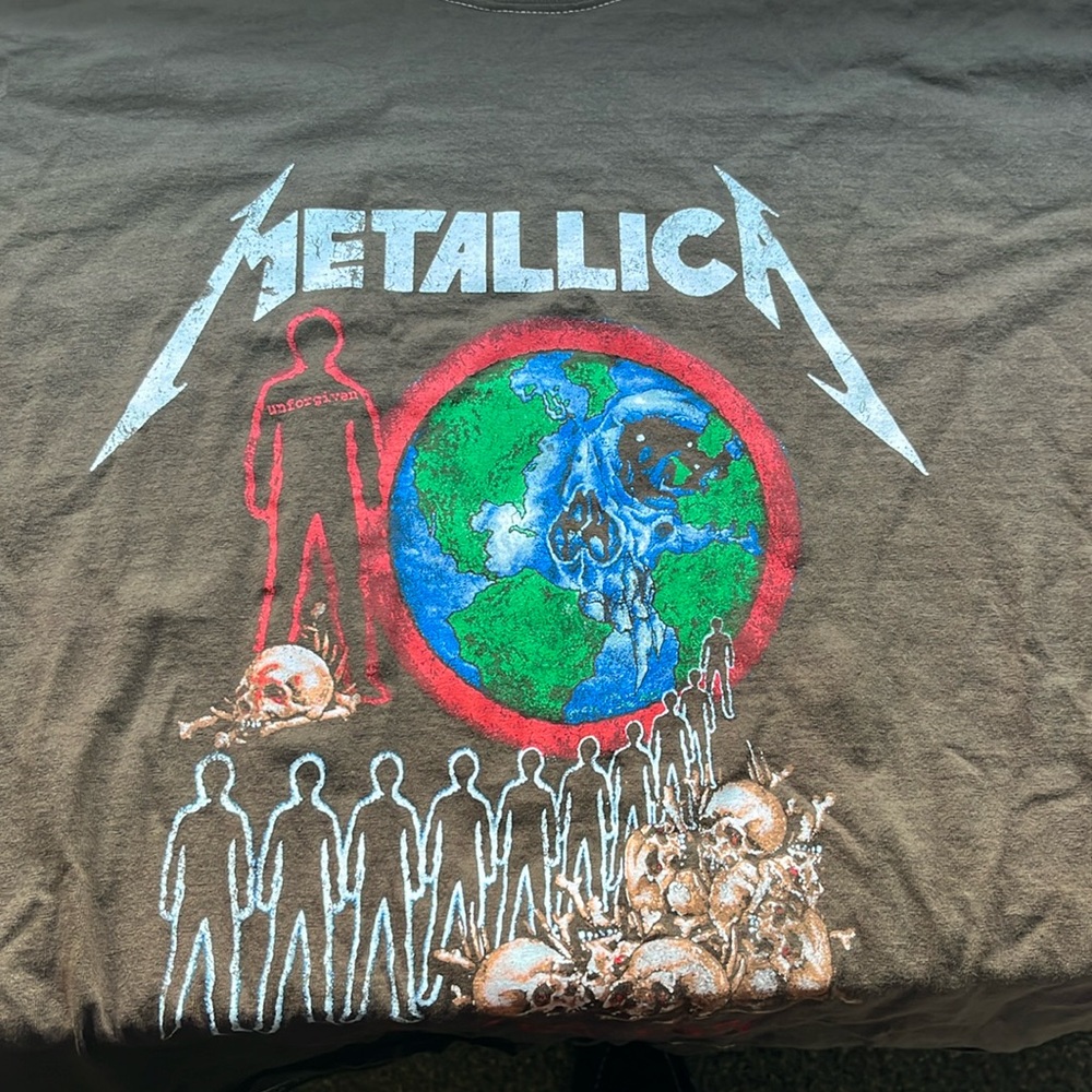 Metallica T